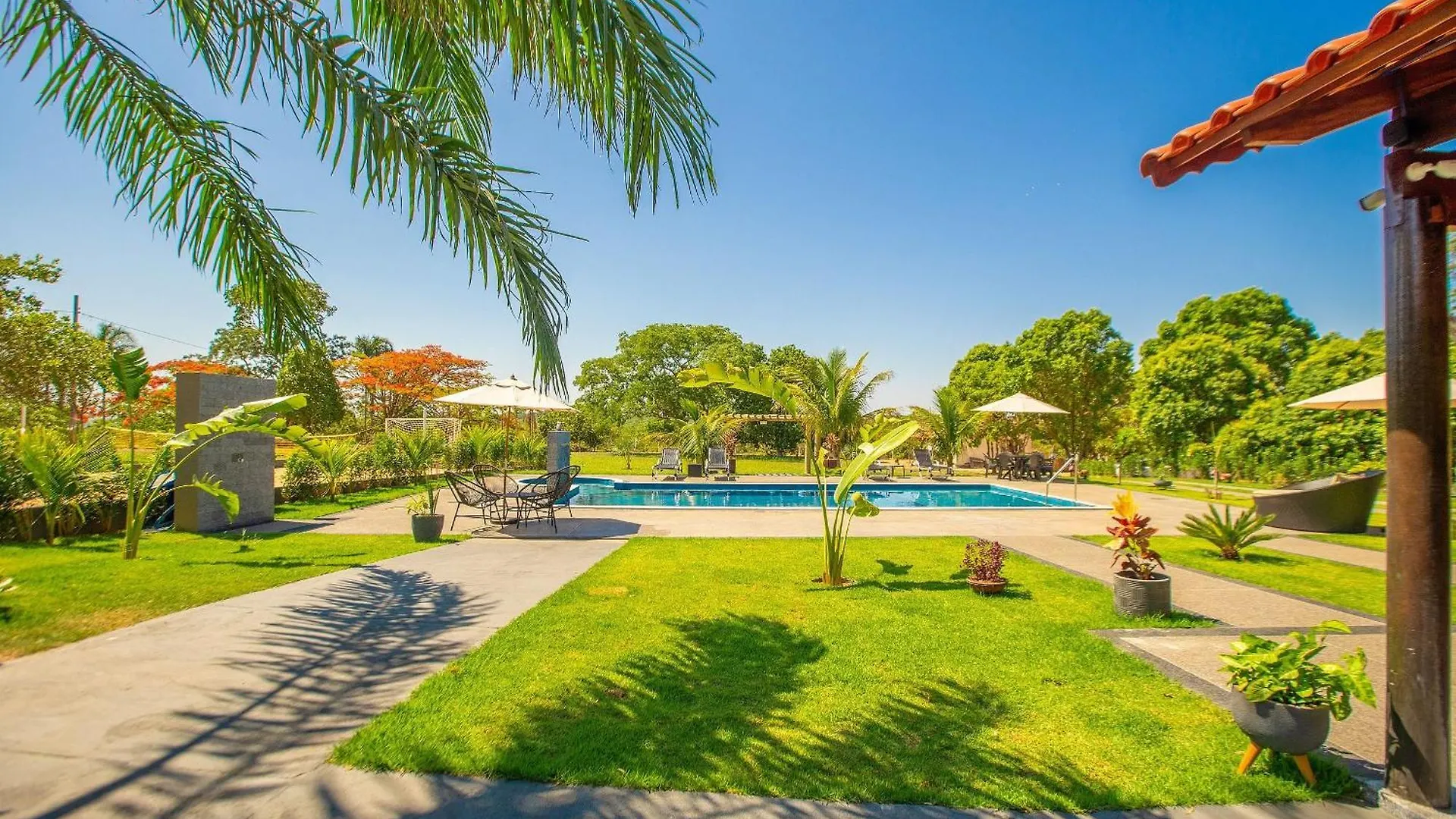 ファームステイ Paraiso Familiar 6 Quartos Piscina E Churrasqueira カルダス・ノバス