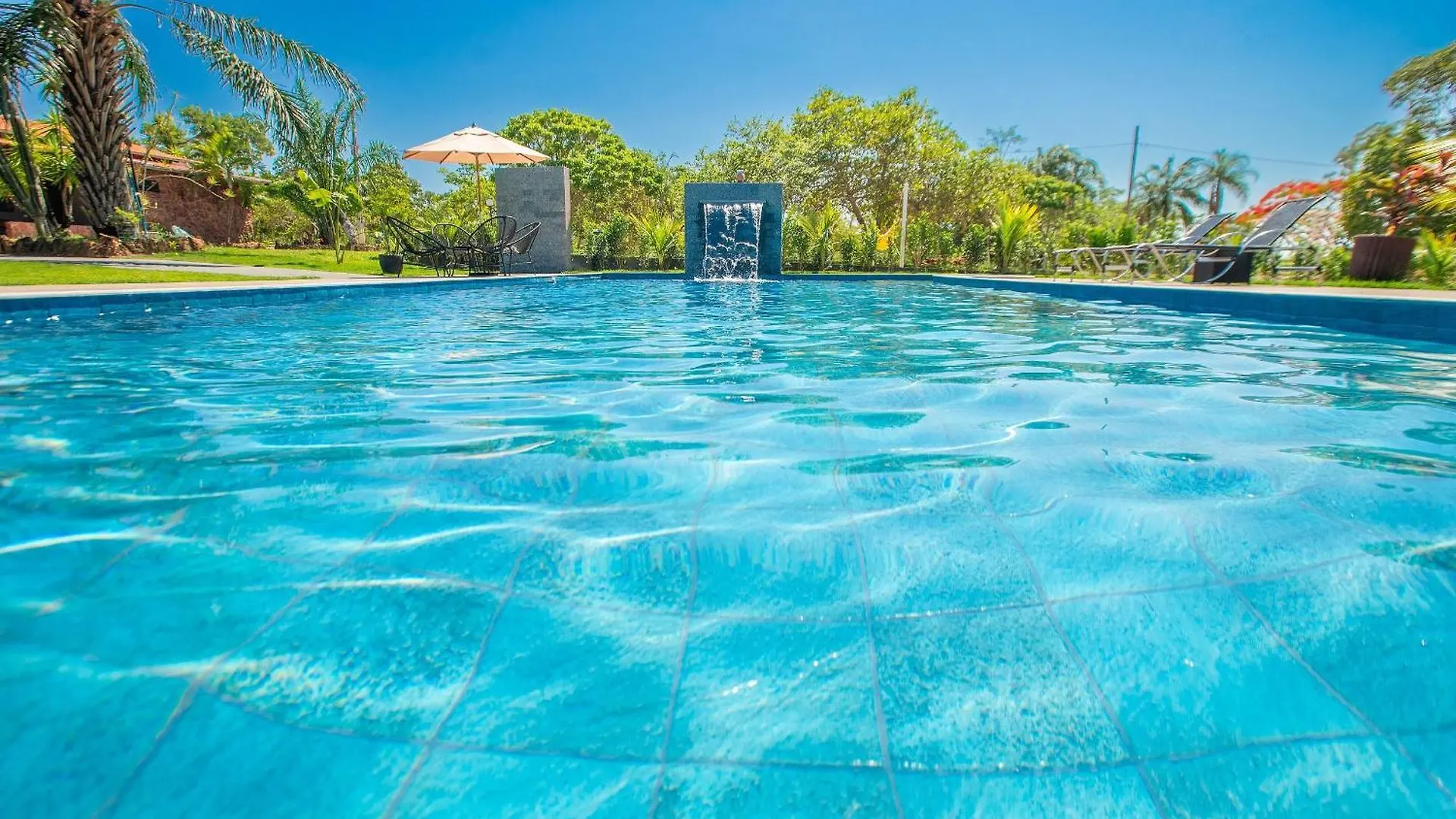 Paraiso Familiar 6 Quartos Piscina E Churrasqueira Caldas Novas 0*,